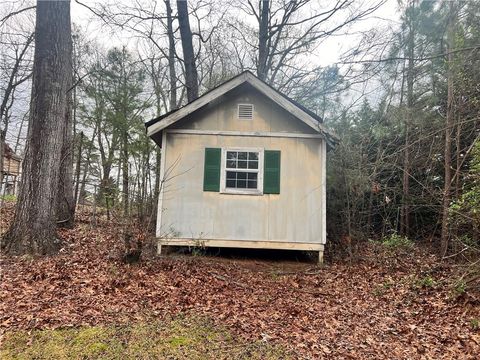 A home in Powder Springs