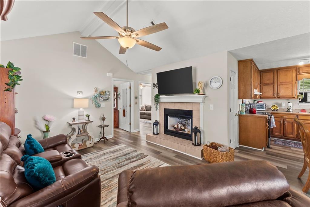 2560 Fairlane Drive