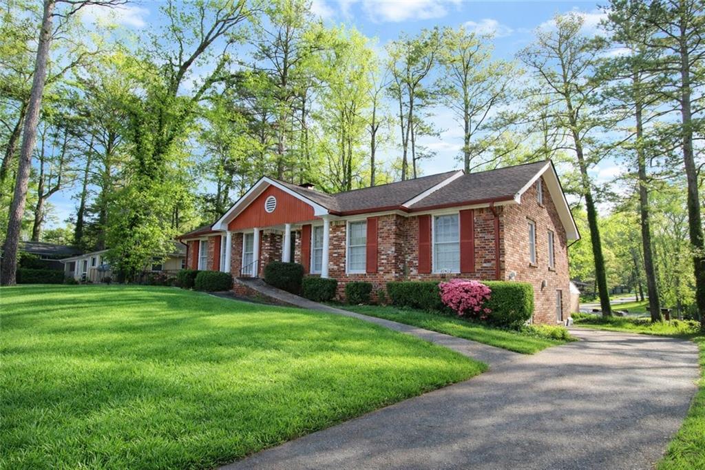 2760 The Fontainebleau SW