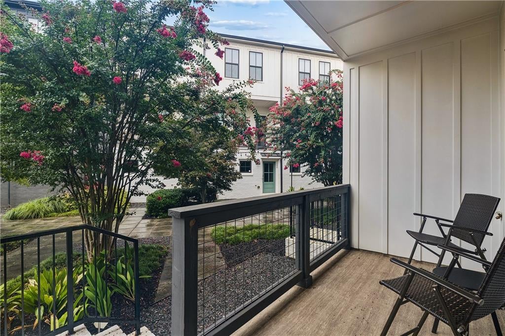 913 Brees Court