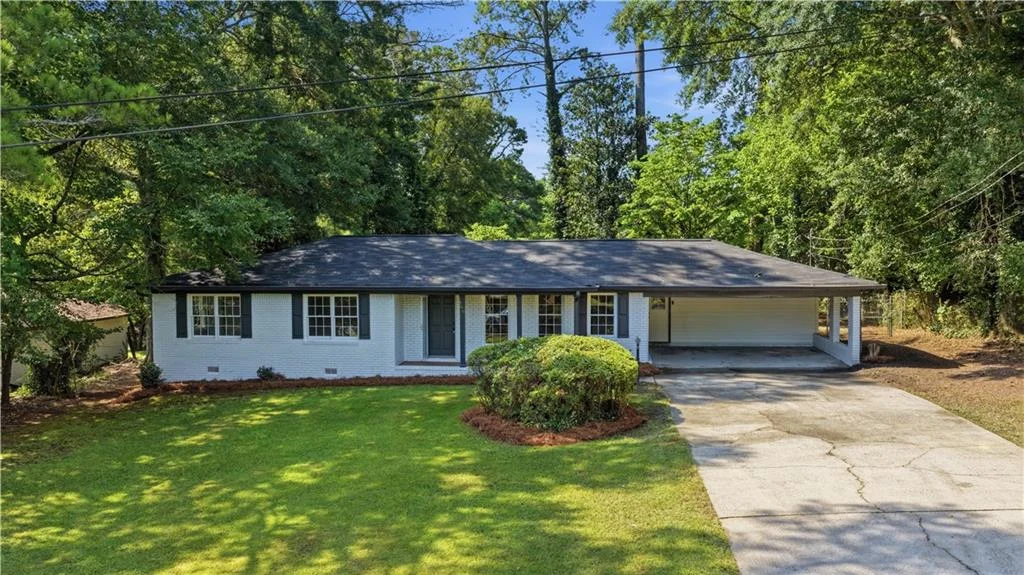 169 Robinhood Drive, Newnan, GA, 30263