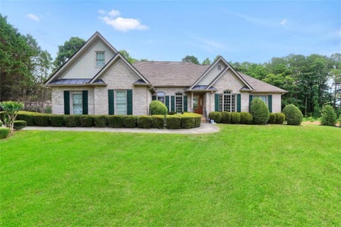 Homes For Sale - 46 Riverview Drive<br/> Dawsonville, GA 30534