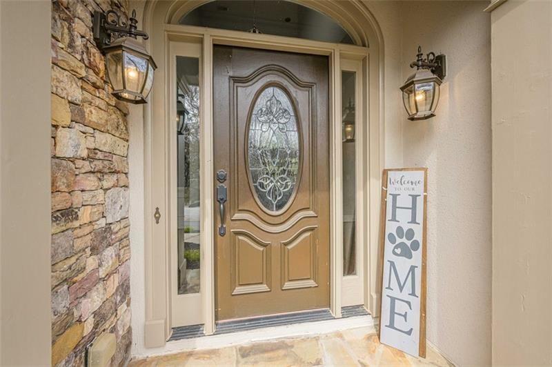 5825 LAUREL OAK Drive