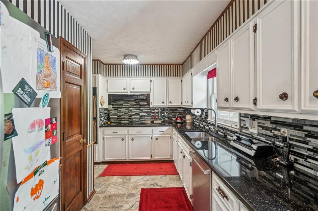 8540 Ridge Road, Fairburn, Georgia image 11