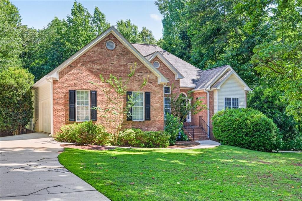 323 Oconee Lane