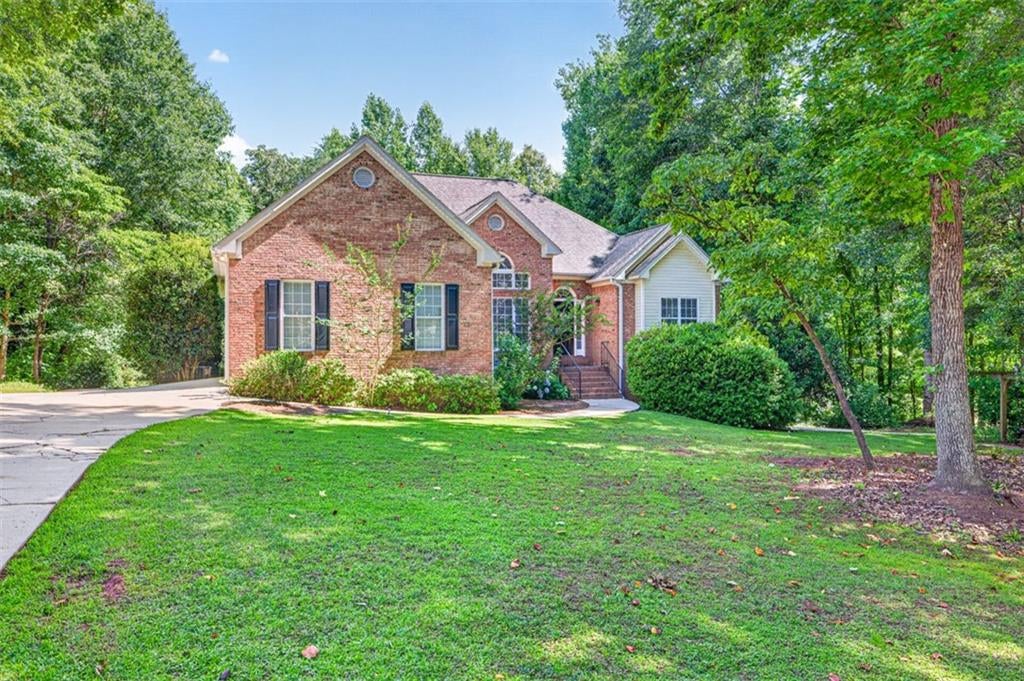323 Oconee Lane