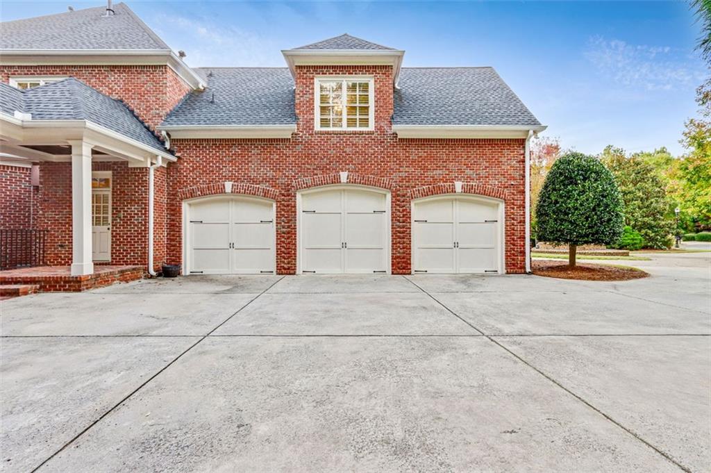 6335 HOWELL COBB Court