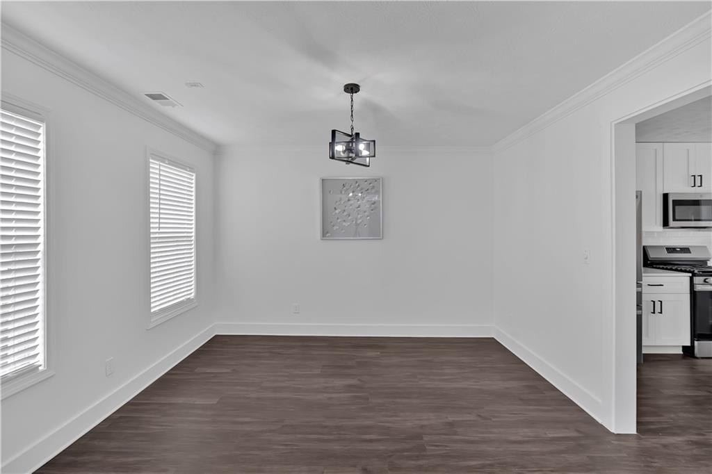 2586 Abbotts Glen Drive, Acworth, Georgia image 14