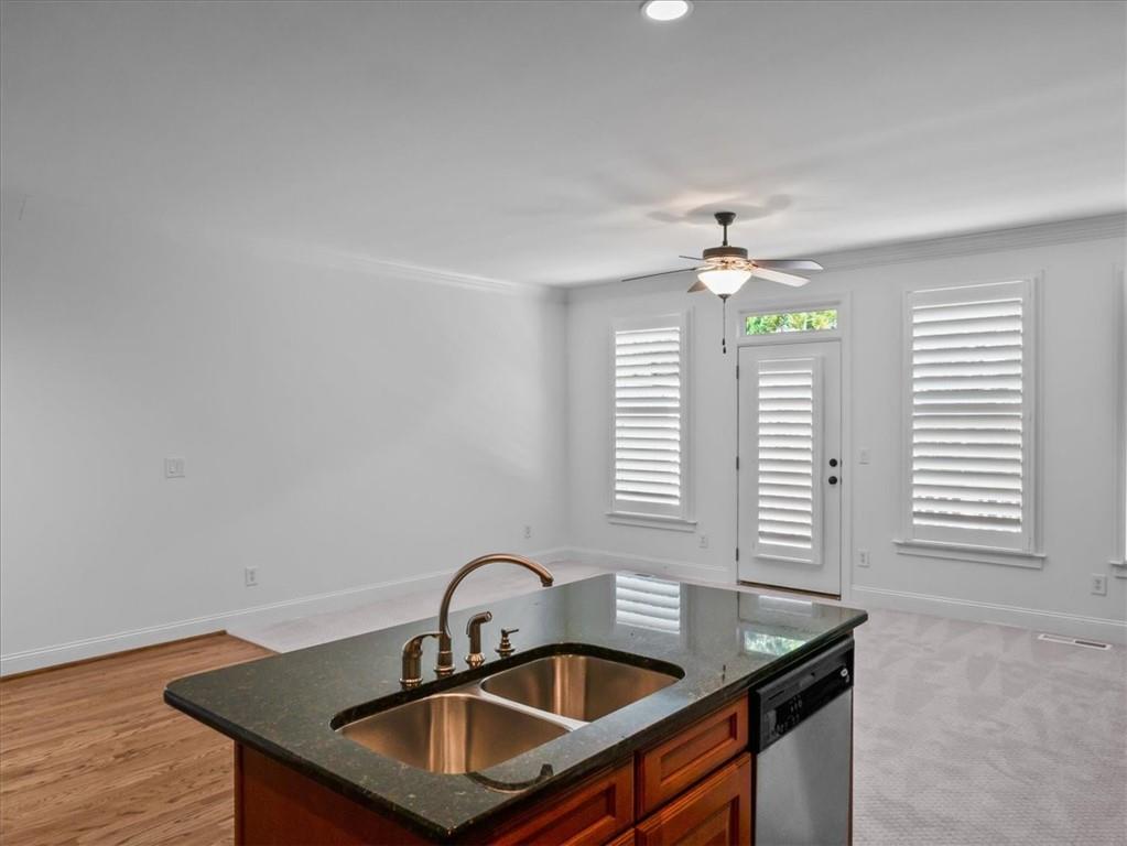 2046 Heathermere Way