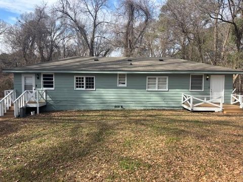 1417 Wesley Street Oxford GA 30054