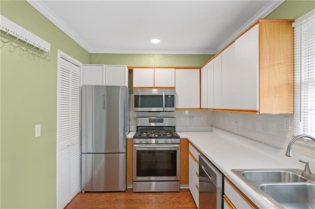 136 Peachtree Memorial Drive NW CT-6