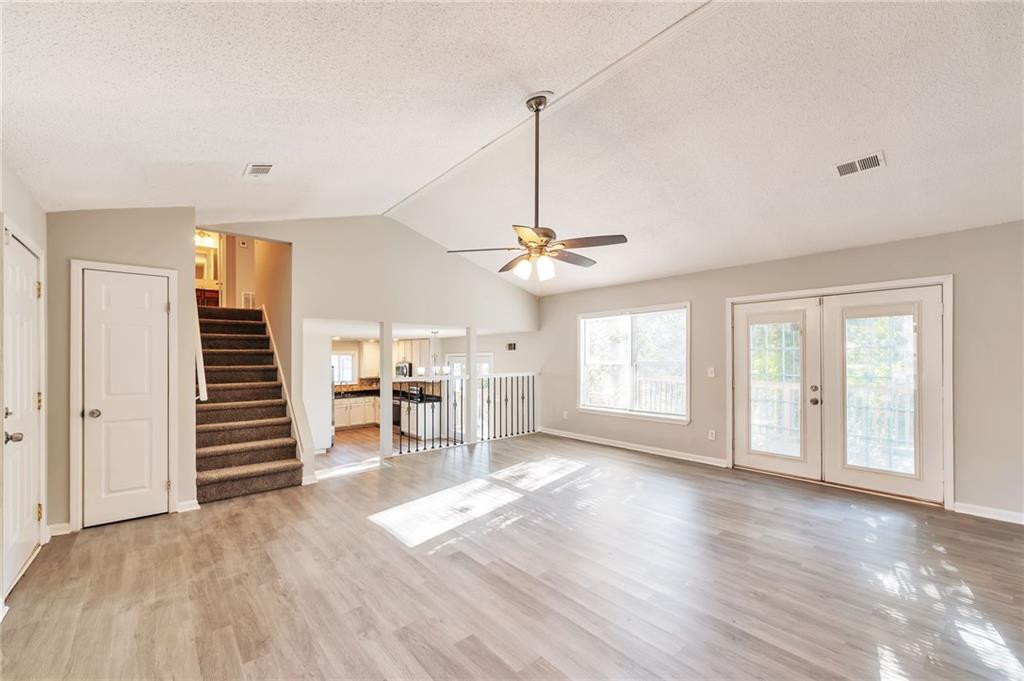 1012 Mainstreet Lake Drive