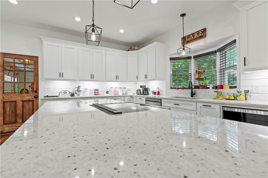 5560 Hidden Harbor Trail, Gainesville, Georgia image 21