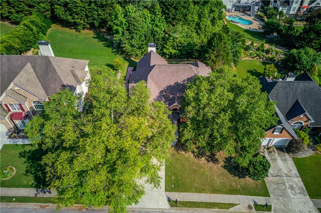805 RIVER VALLEY Drive