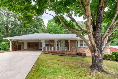 A home in Powder Springs