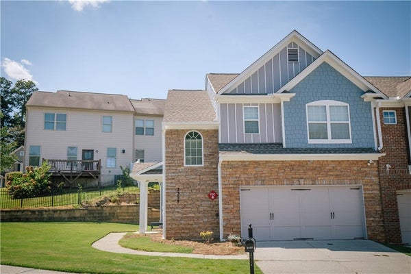 3317 CASTLEBERRY VILLAGE CIR, CUMMING, GA 30040 - Image d291a5beaa87e2d99aad407d831c2f30/3485423722