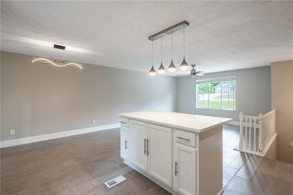 5398 Singleton Road