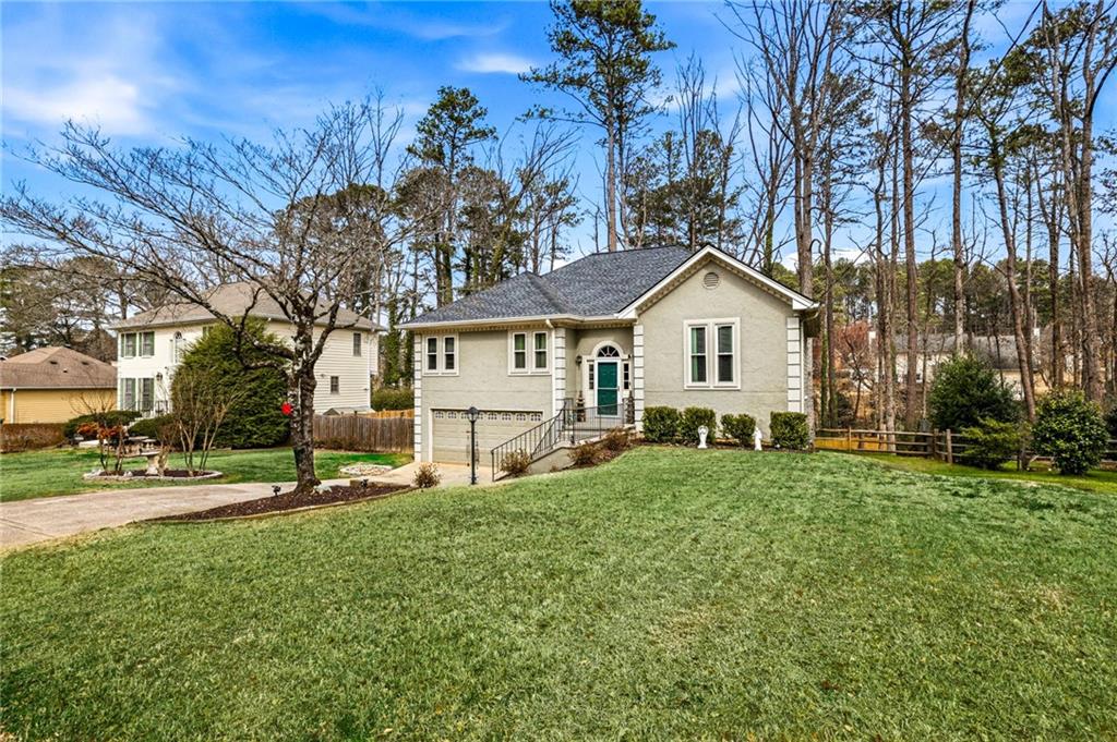 1975 Hunt Crossing Court