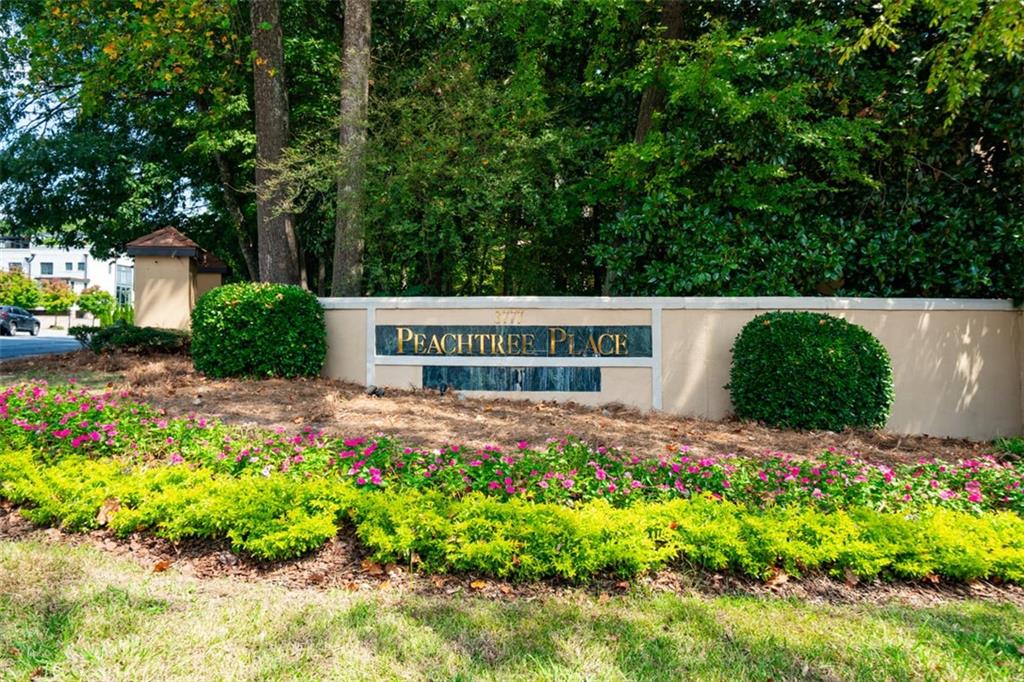 Peachtree Place - Residential