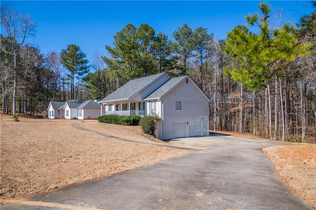 60 Riverside Parkway, Sharpsburg, Georgia image 5