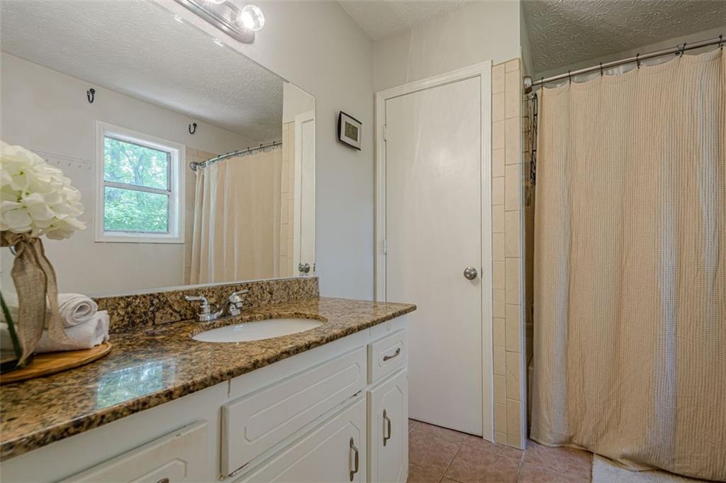 2071 Arrowhead Trail, Marietta, Georgia image 7