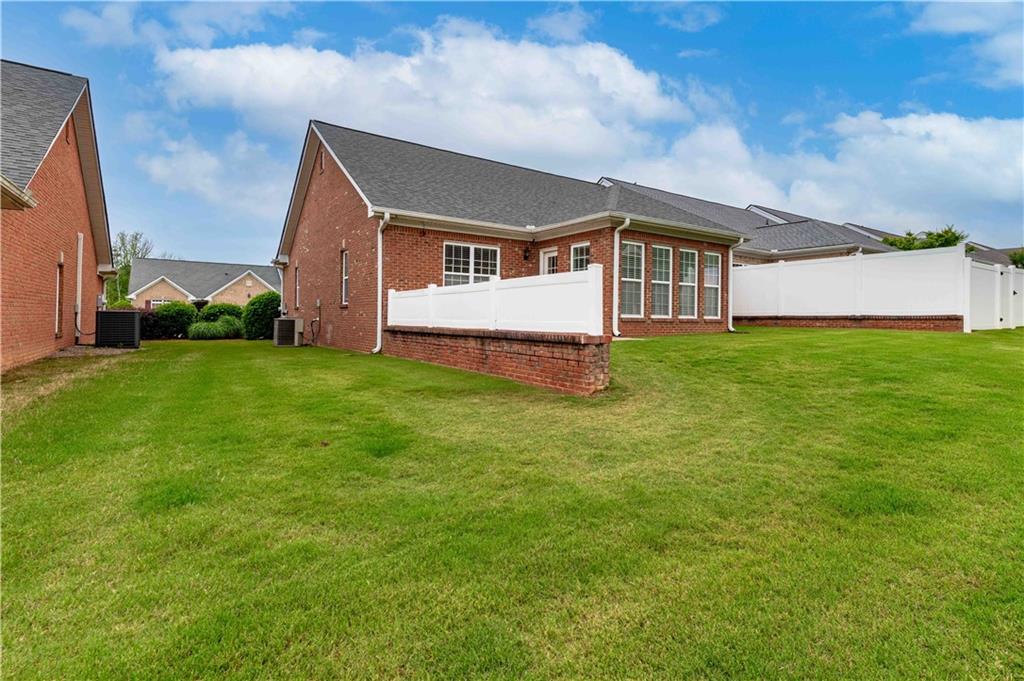 153 Regency Row, Calhoun, Georgia image 17