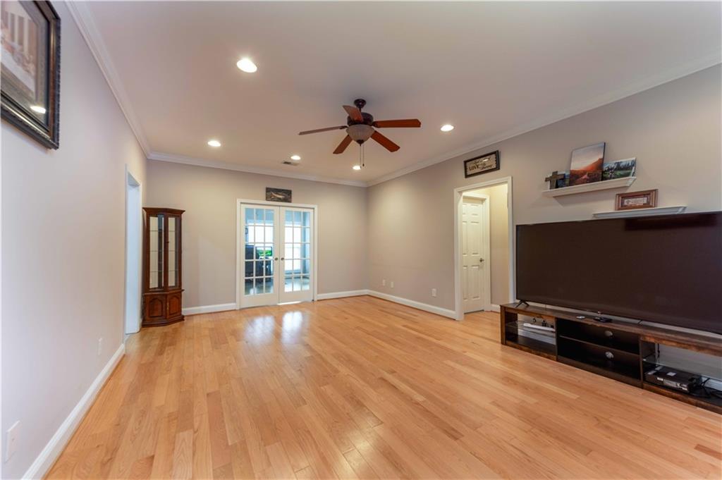 153 Regency Row, Calhoun, Georgia image 4