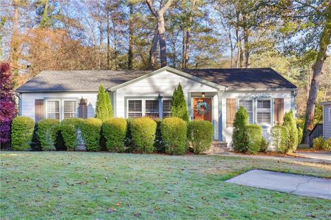 Homes For Rent - 1681 Bristol Drive<br/> Atlanta, GA 30329