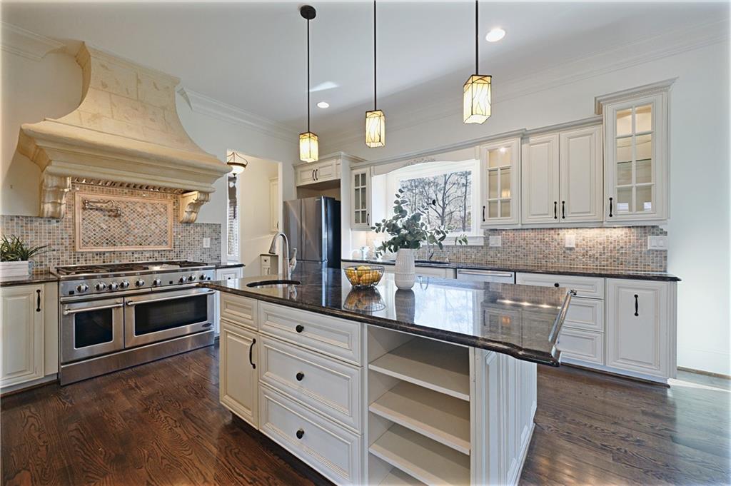 7611 Regency Circle