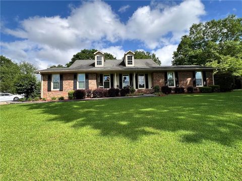 Single Family Residence in Kingston GA 37 Reynolds Bridge Road.jpg