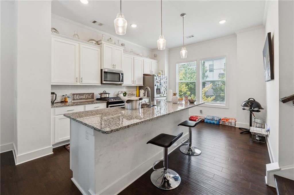 2161 Colvin Court