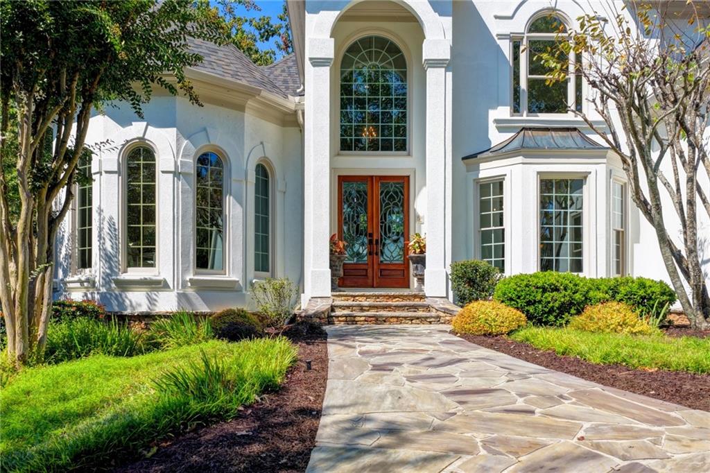 7060 Redcliff Court