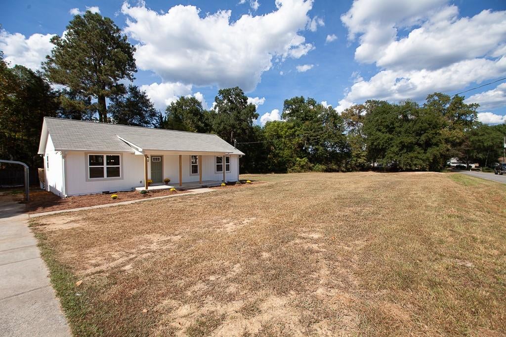65 Habersham Circle NE