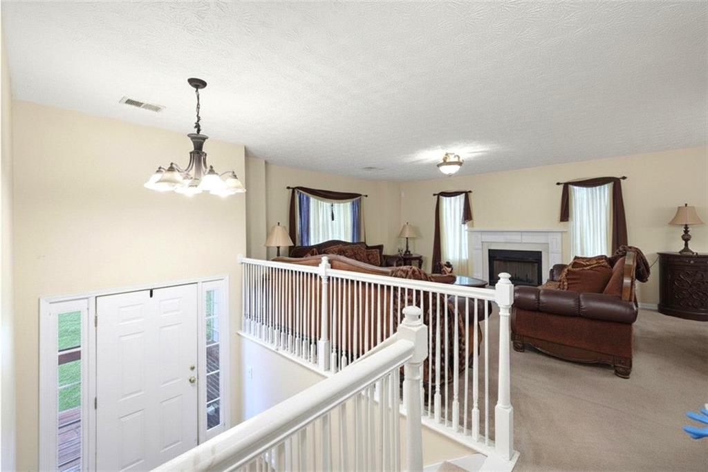 3405 Ravenwood Drive