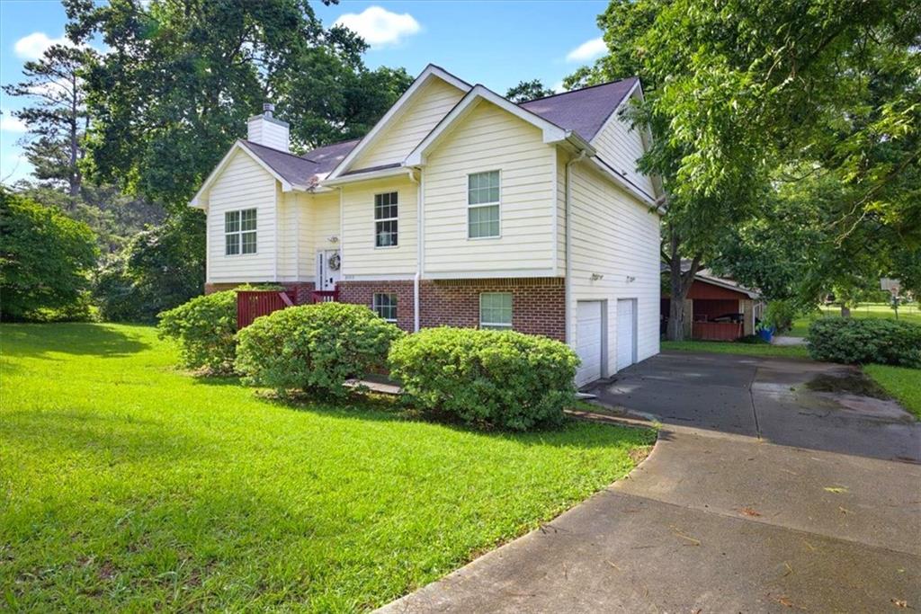 3405 Ravenwood Drive