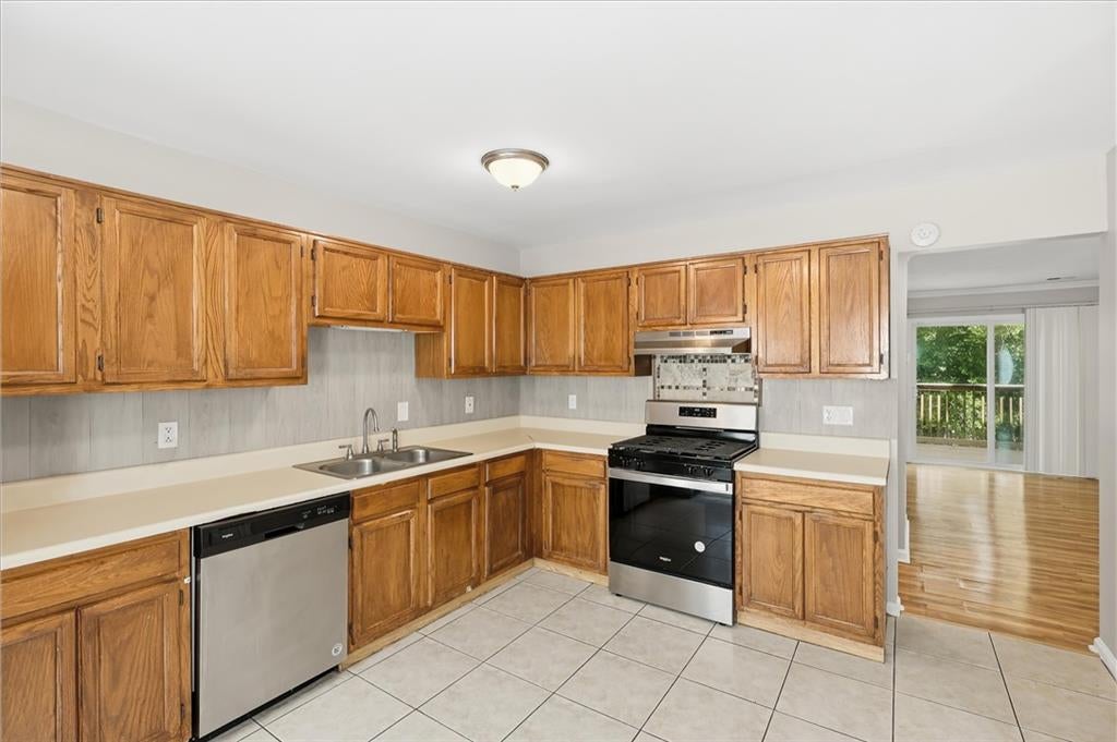 3447 Kingswood Run