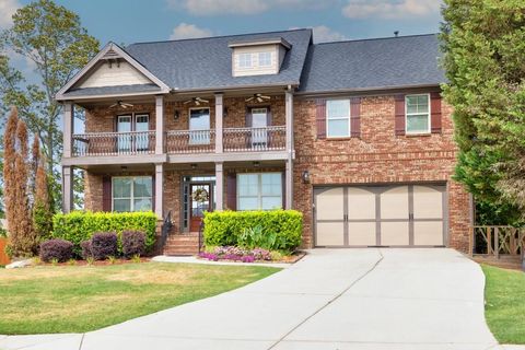 A home in Dacula