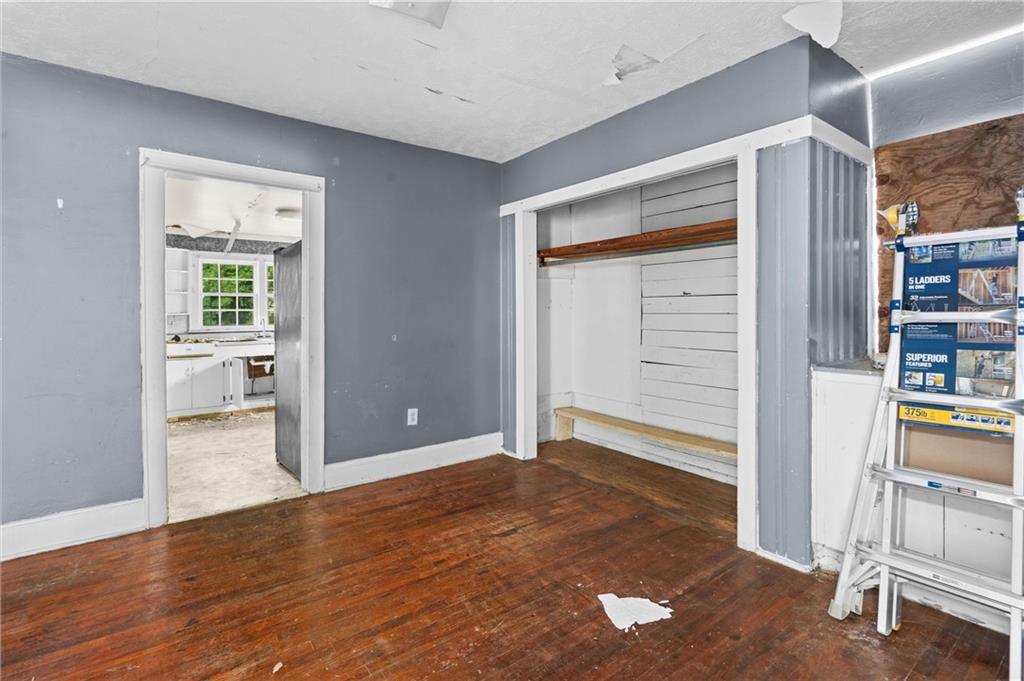 1377 Pine Avenue, Atlanta, Georgia image 8