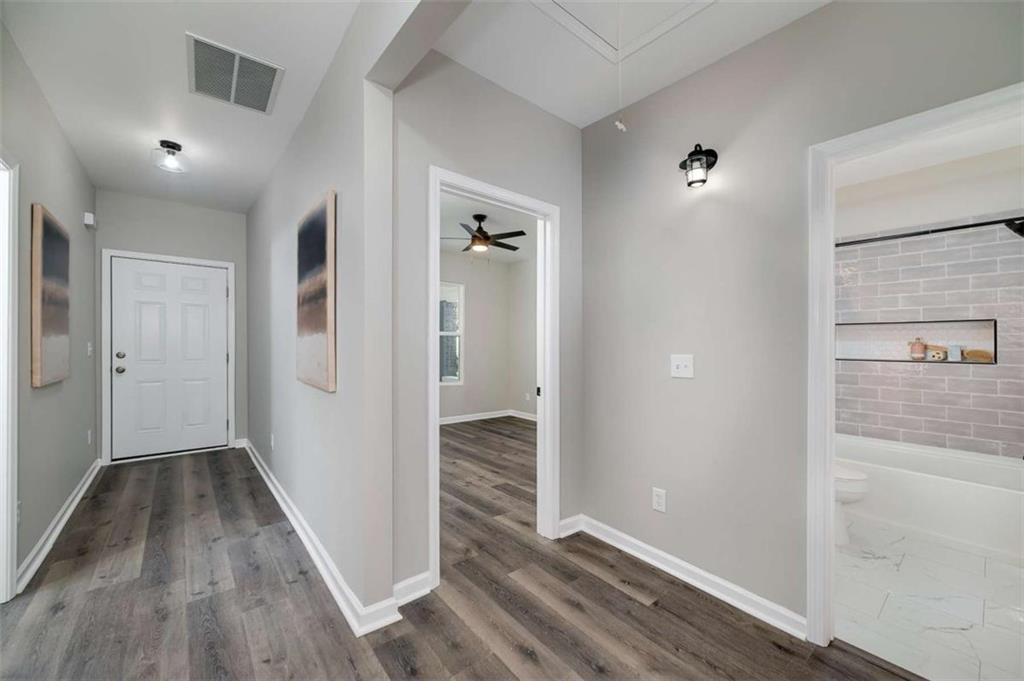 944 Woodland Avenue