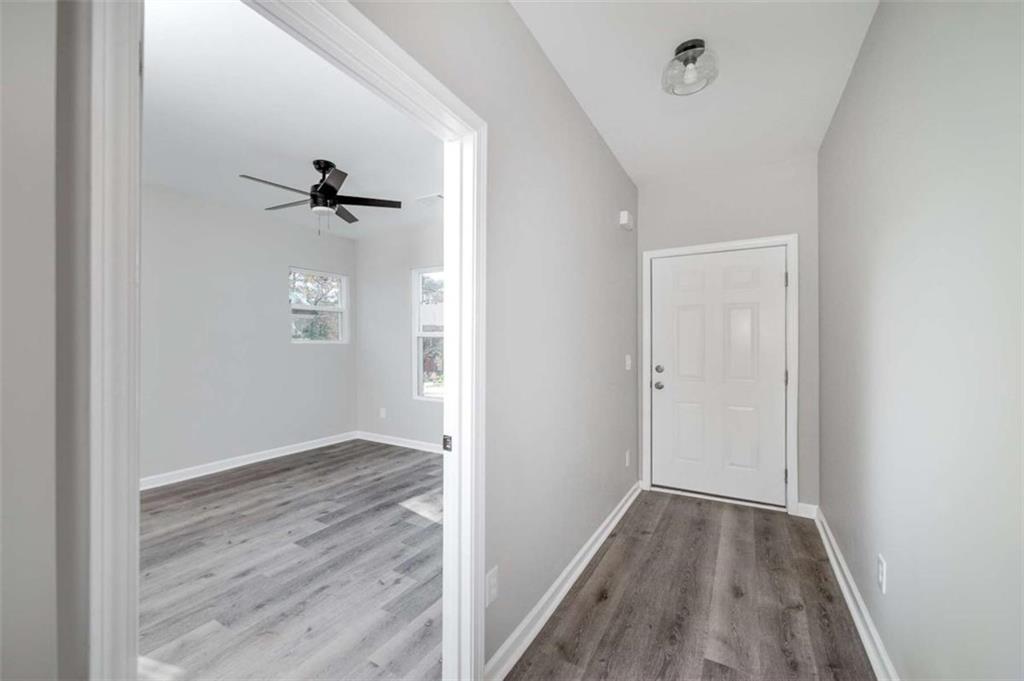 944 Woodland Avenue