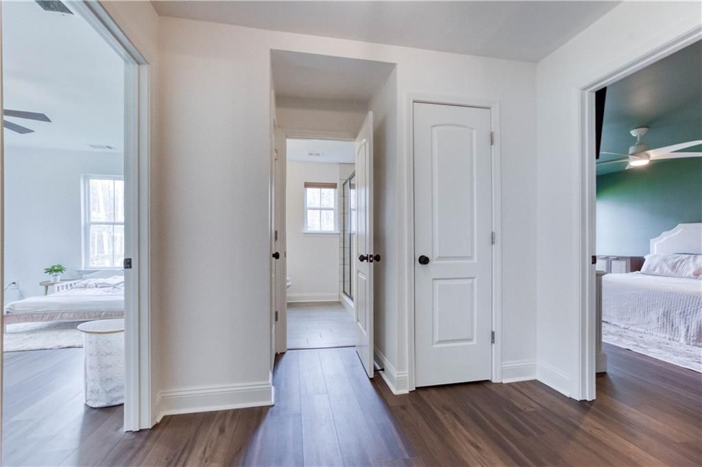 listing image 84
