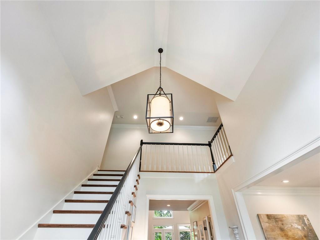 350 Fountain Oaks Lane