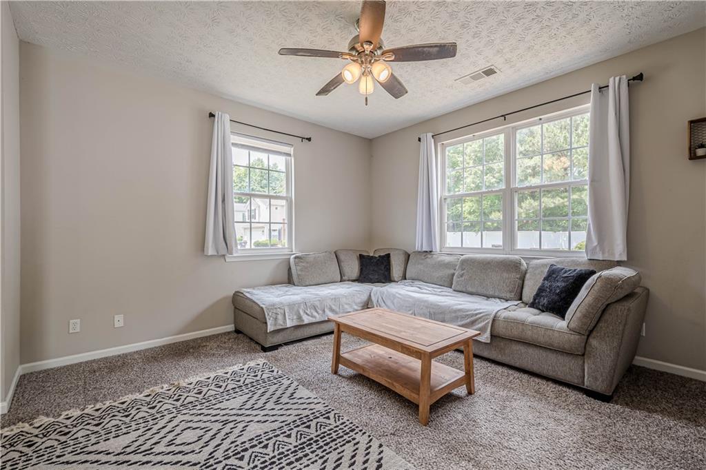 331 Windcroft Lane NW