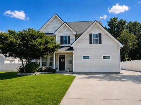 Homes For Sale - 703 Jay Street<br/> Canton, GA 30115
