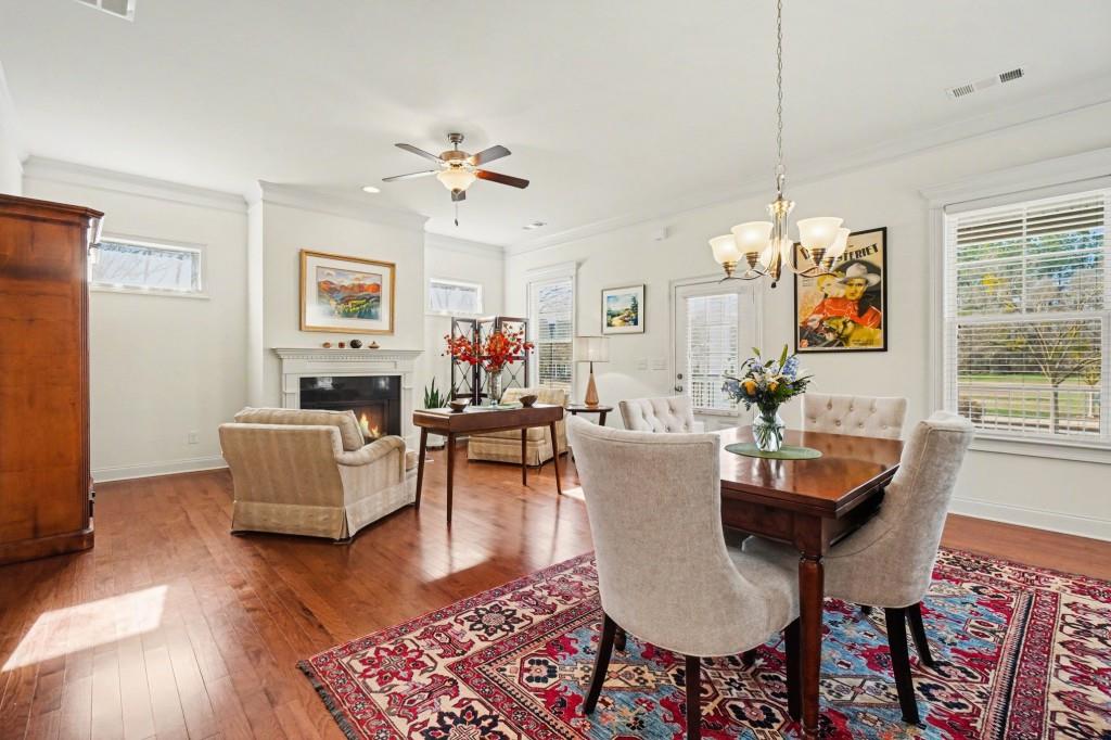 4538 Flowering Branch