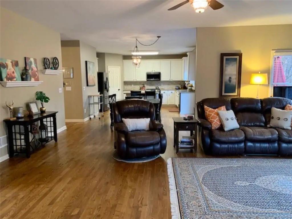 3308 ELLSMERE Trace