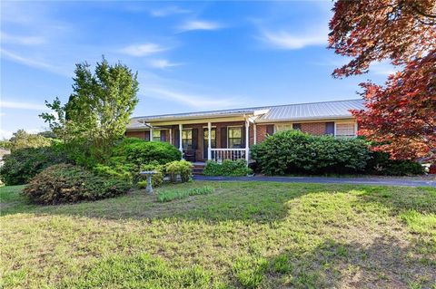 Homes For Sale - 4711 Mount Vernon Road<br/> Gainesville, GA 30506