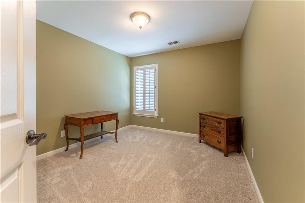 988 Gentry Lane, Marietta, Georgia image 33