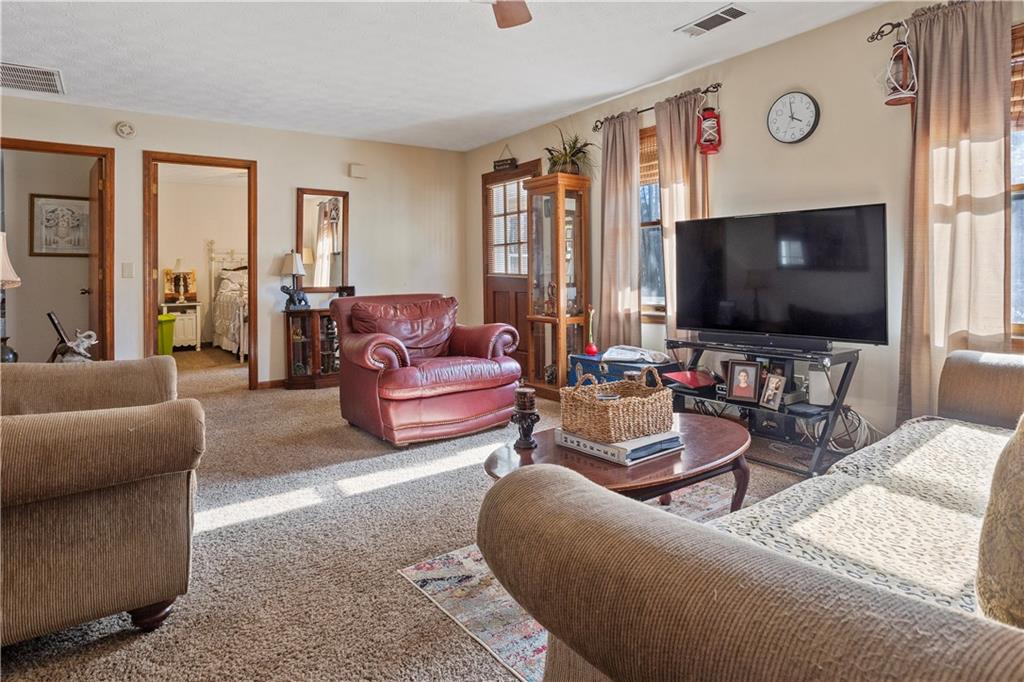 114 McWhirter Place