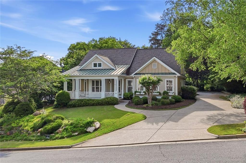 206 Crescent Moon Way